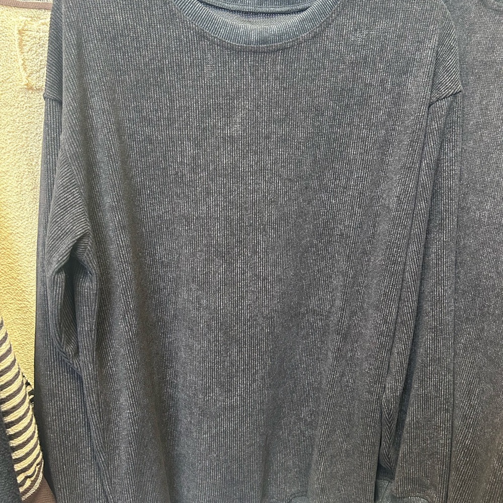Gray Ribbed Long Sleeve Top